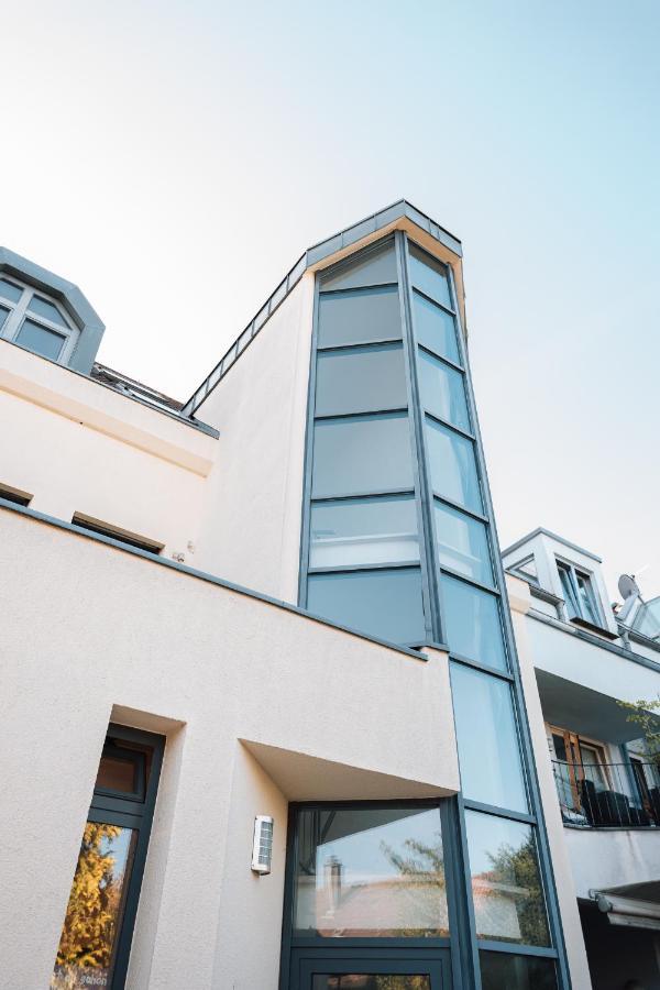 Maisonette-Wohnung Airport/Messe Stuttgart - Balkon - Parkplatz - Netflix Filderstadt Exterior foto