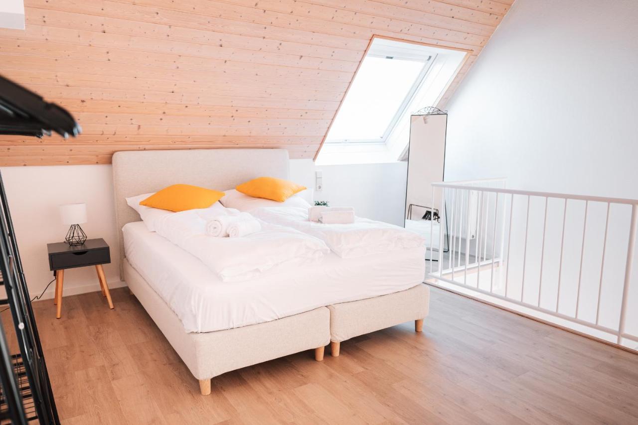 Maisonette-Wohnung Airport/Messe Stuttgart - Balkon - Parkplatz - Netflix Filderstadt Exterior foto
