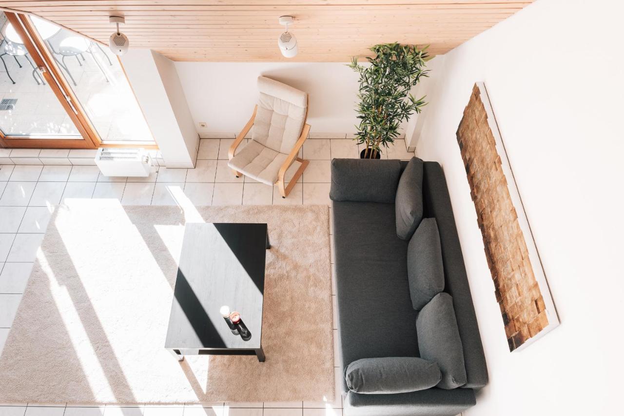 Maisonette-Wohnung Airport/Messe Stuttgart - Balkon - Parkplatz - Netflix Filderstadt Exterior foto