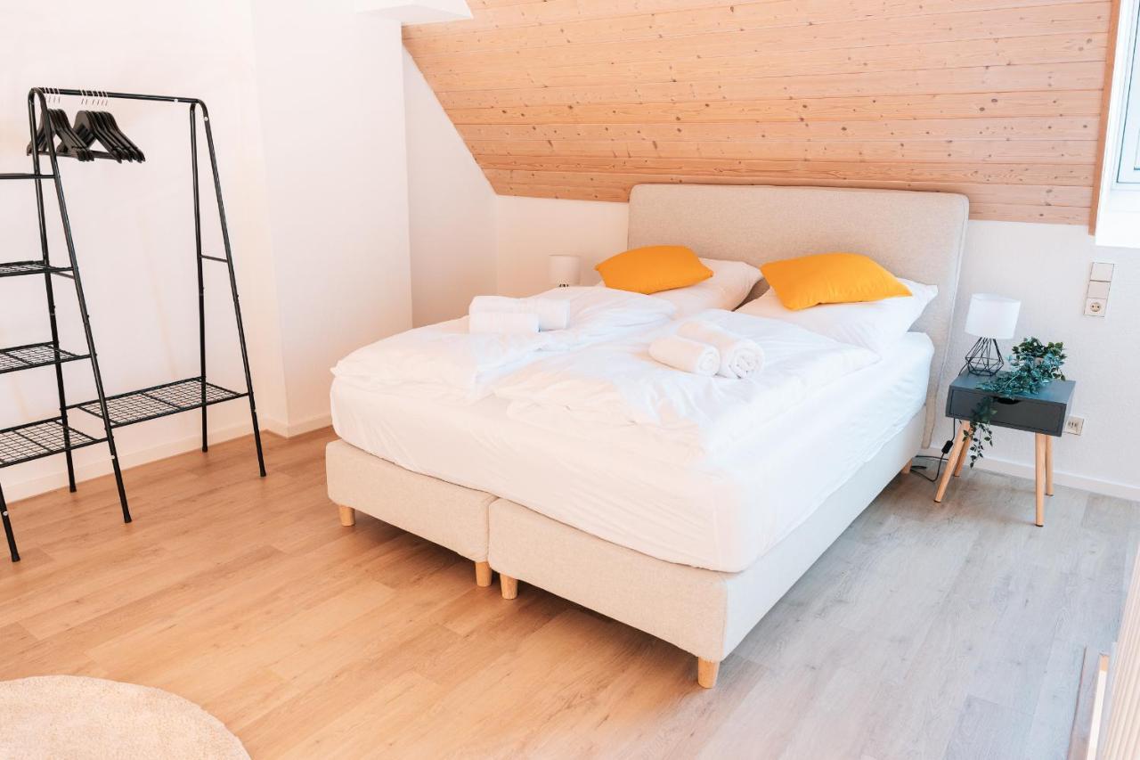 Maisonette-Wohnung Airport/Messe Stuttgart - Balkon - Parkplatz - Netflix Filderstadt Exterior foto
